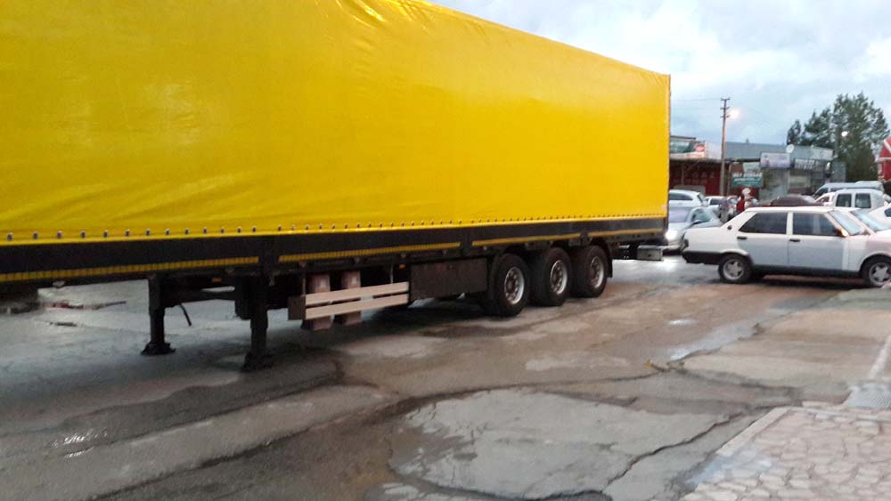 Tır Brandası Fiyatları 2026: Güncel Metrekare ve Model Rehberi