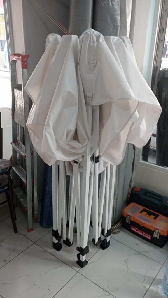 Stand Çadırı Nedir? Fuar, Organizasyon ve Tanıtımlar İçin Kullanım Alanları | Vatan Branda